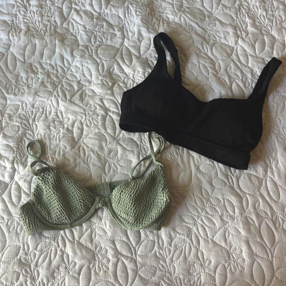 Aerie Women's Green and Black Bikini Tops